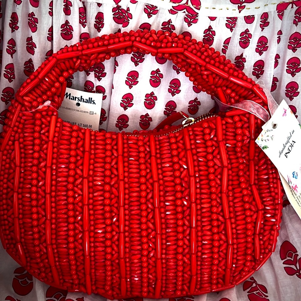 🍓🍒♥️Viral Red Beaded Stunning Women's Bag